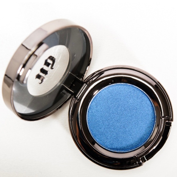 NIB Urban Decay Eyeshadow, Full Size (0.05oz), Radium Blue - Picture 2 of 11